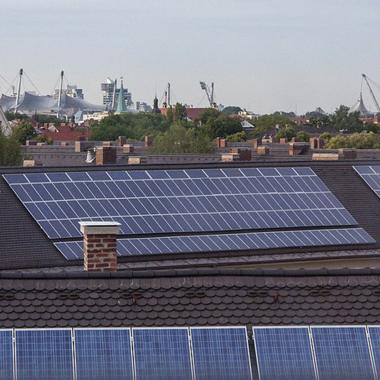 IP65 pannello fotovoltaico a celle solari bifacciali impermeabile 700W 690W 680W 670W 12 anni
