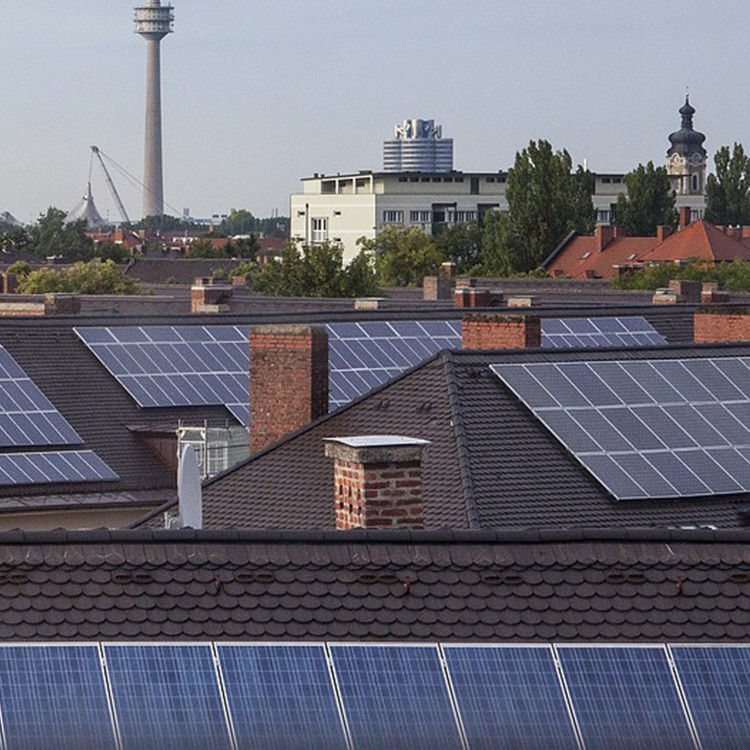 12 anni di lavorazione Modulo solare HJT pannello solare a celle fotovoltaiche pannello solare 700w 210mm pannello solare a cinghia ad alta potenza